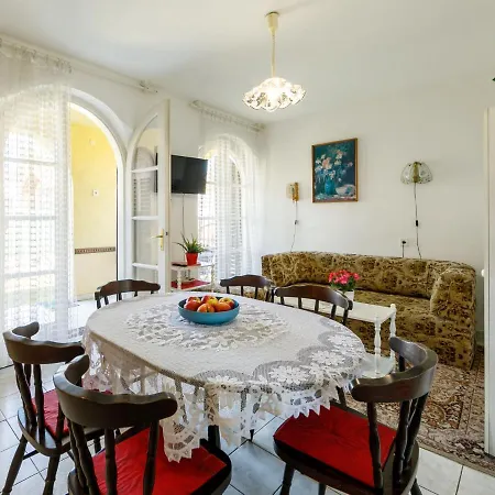 Csilla By Interhome 鲍洛通费尼韦什