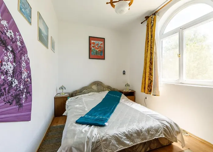 Dom wakacyjny Csilla By Interhome Balatonfenyves